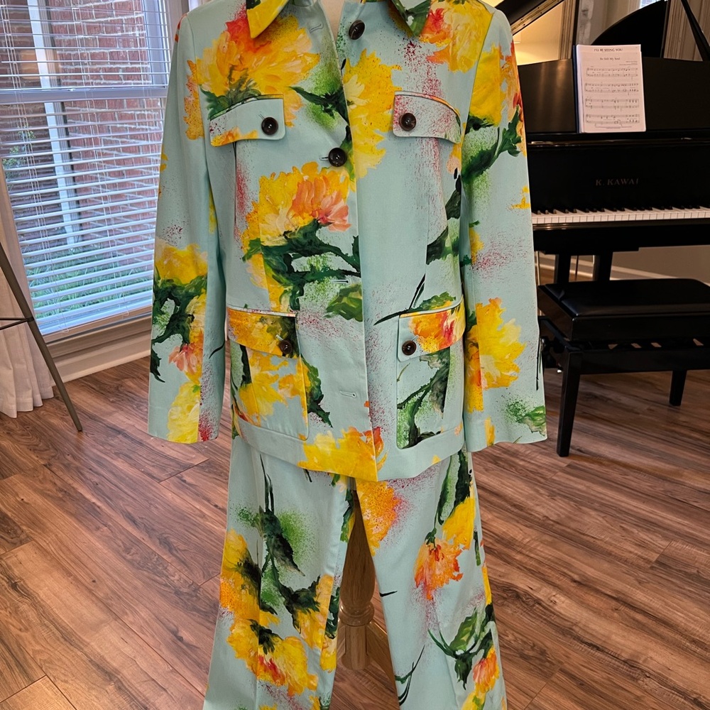 Escada Multicolor Floral Suit Set Mint